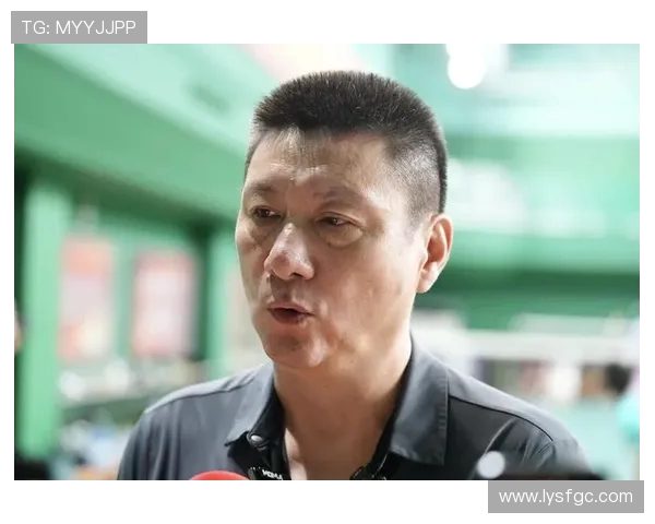北京羽毛球队比赛经验引发热议球迷与专家观点碰撞分析