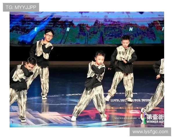 舞动人生的节奏与梦想刘伟的街舞故事与心路历程 舞动人生的节奏与梦想刘伟的街舞故事与心路历程