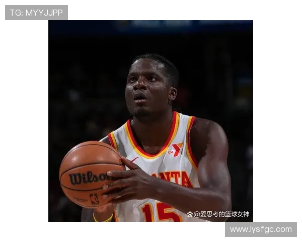 克林特卡佩拉：从默默无闻到NBA篮板王的奋斗历程与成就解析