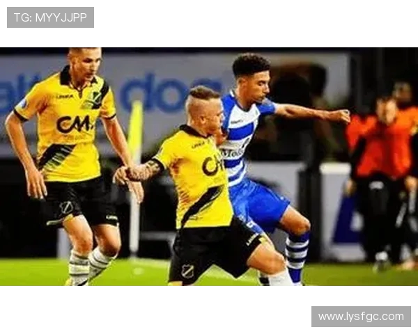 塞萨洛尼与埃因霍温的激烈对决揭示足球战术的魅力与精彩瞬间