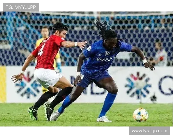 棉农队与利雅得希拉尔的巅峰对决展现足球魅力与激情的较量