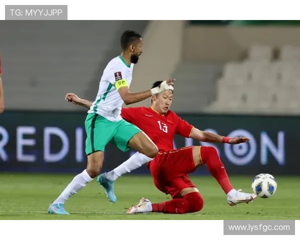 沙特与泰国在12强赛中激烈对决谁能赢得关键胜利晋级希望更大