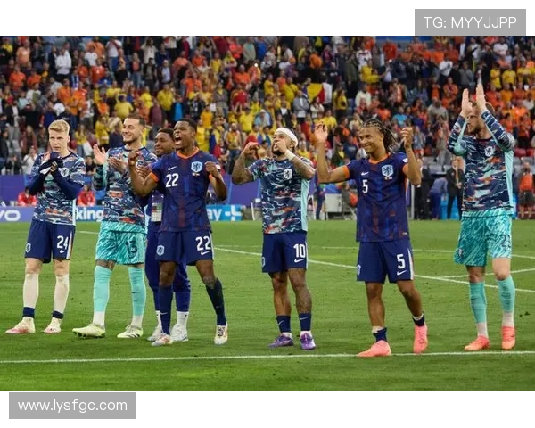 荷兰与德国足球比赛最新比分及精彩瞬间回顾