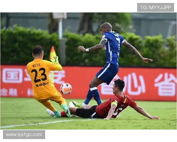 广州足球队转型之路：从传统强队到现代足球新标杆的探索与实践